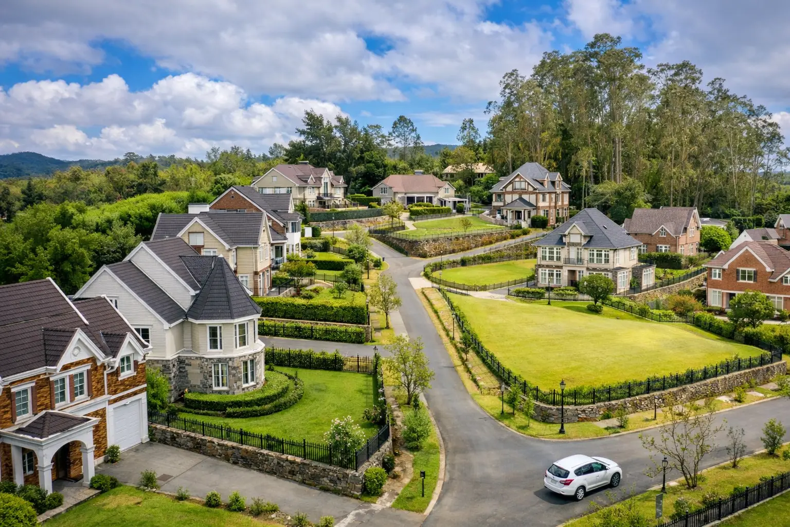 Aerial view of Little England Cottages, Nuwara Eliya