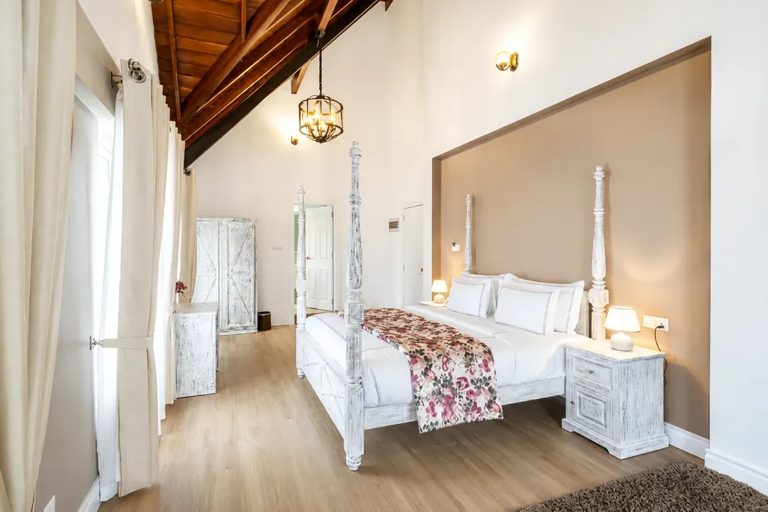 Superior Room at Pedro Barn Hotel
